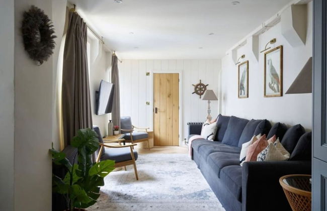 Old Coach House Dolls House - From 1100 Per Night - Photo 9