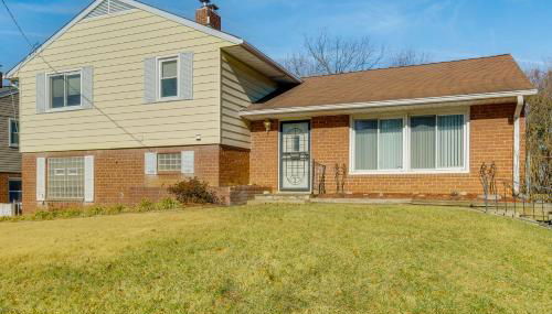 Work and Play Near DC Extended Stay with Large Yard - Foto 3