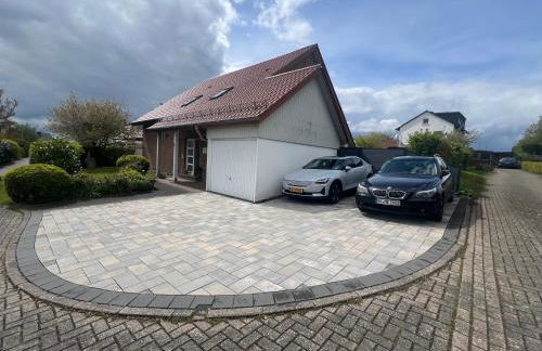 NEW Spacious House with large garden - Foto 25