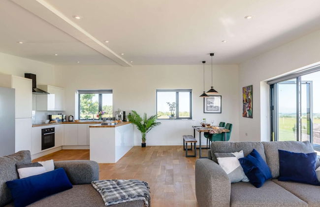 2-bed Modern Bungalow - Outstanding Country Views - Foto 11