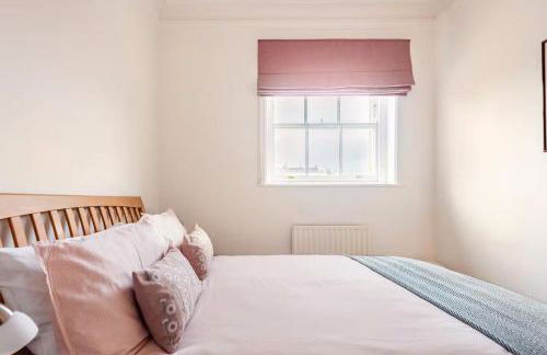 Nordic Regency Apartment - Photo 16