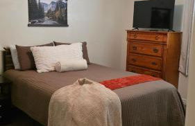 Wasatch Retreat 5 bed 3 5 bath pool table game room - Photo 30