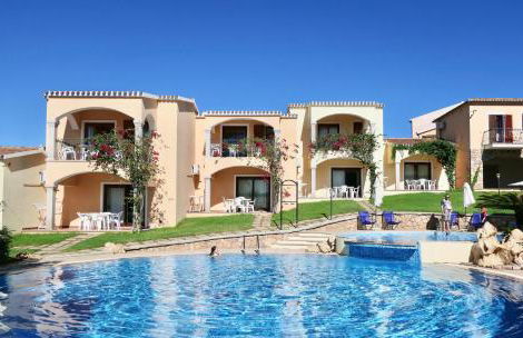 Residence con piscina a Badesi, appartamenti con WIFI e A.C - Photo 2