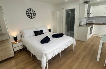 The Studio - Peaceful Village Studio with Parking, Wi-Fi & Views - Foto 1