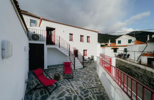 Uva Douro Houses - Casa Santana - Foto 1