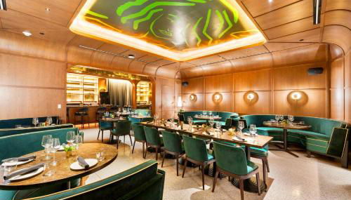 On The 49th Floor! Condo on Highest & Free Parking - Foto 5