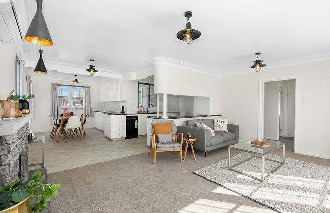 The House of Hazel - Photo 12