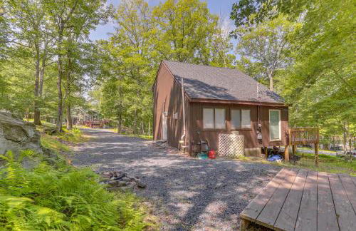 Screened Porch and Deck Pet-Friendly Poconos Escape - Foto 25