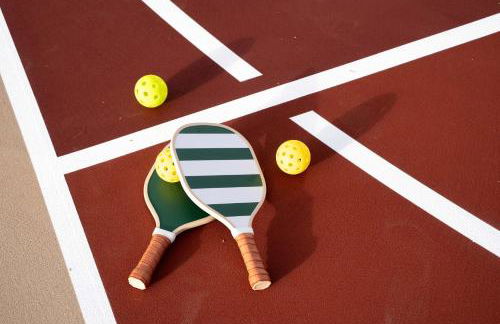 Sleeps 18 Private Pool & Hot Tub Playground - Photo 52