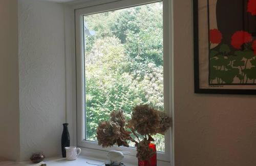 Peaceful and Stunning Waterside Location - Foto 20