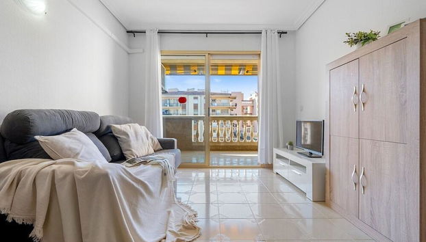 Apartamentos ALBENIZ - La Pineda Platja - Foto 5