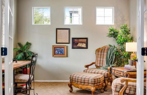 5 bed 4 bath and Pet friendly - Photo 23