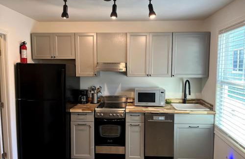 Yellow Door Retreat Minutes to Dwntwn - Foto 3