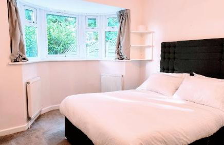 1 Bedroom Annex - Close to Frimley Hospital - Private Entrance - Foto 4
