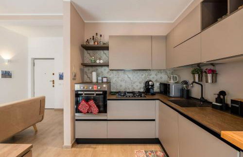 Attico Milano - 2min Metro - Elegante with AC - Foto 8