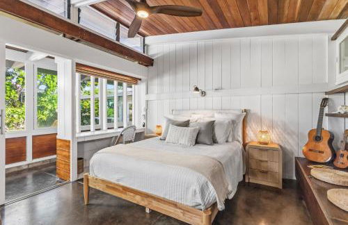 Stunning Lanikai Home just steps to the Ocean-Authentic Hawaiian Tropical Charm - Photo 24