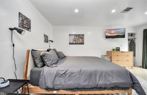 Serene Studio Escape - EADO HTX 1 - Foto 20