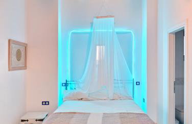 Blue and Green in Luxury - Photo 18