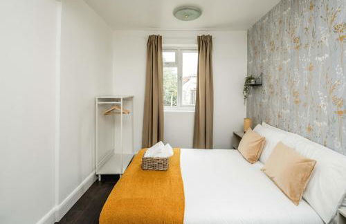 Lovely 3 bed house in Feltham - Foto 16