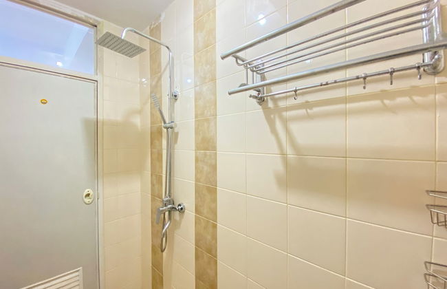 Homey 2Br Furnished Apartment At The Edge Bandung - Photo 18