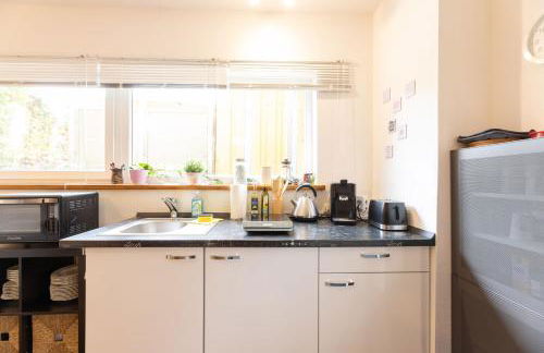 Ruhiges 1-Zi-Apartment, ideal für Kurzaufenthalt für bis zu 4 Personen - Foto 5