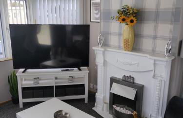 L3 Millfields 4 Berth Luxury Caravan DG & GCH Family's Only And Lead Person Must Be Over 30 - Foto 5