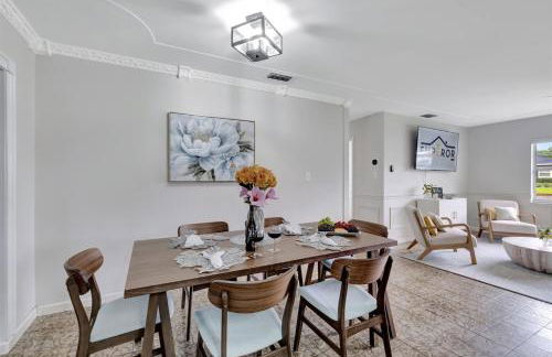 Magnificent Pool House in the Heart of Tampa - Sleeps 10 - Foto 27