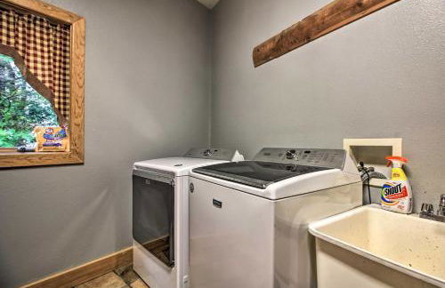 Waterfront Lake Mille Lacs Lodge with Deck and Grill! - Photo 35