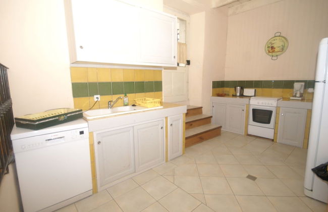 Lovely House With Grass Garden, Shared Swimmingpool, Next to the River Ardeche - Foto 15