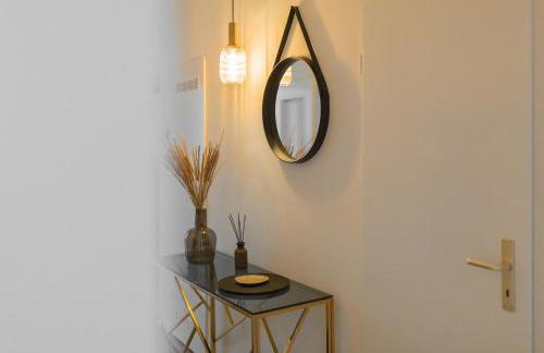 Bheaven I Golden Wave Premium Apartment - Photo 8