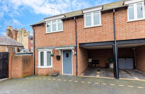 Magnolia House - Beautiful Townhouse in Old Town Poole - Photo 12