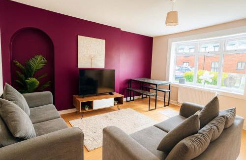 Register House Family or Contractor 4bed with Garden Driveway - Foto 2