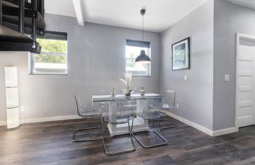 Secret Pool Cabana- Mins to Downtown and Beach - Foto 16