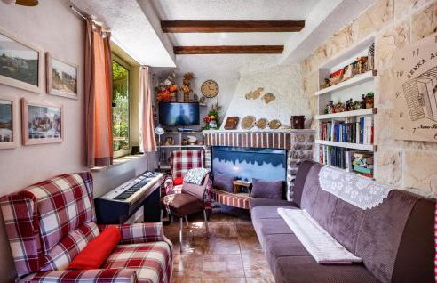 Beautiful Home In Novo Selo With House Sea View - Foto 5