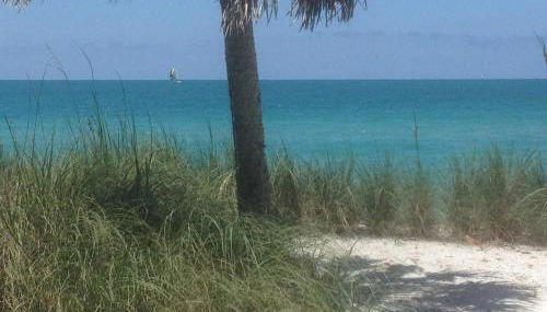 Tropical Beach House- 100 Steps to the Gulf! - Foto 5