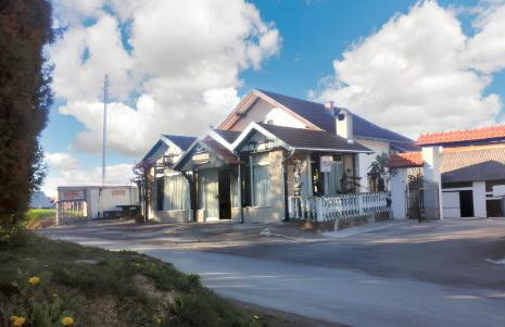 Idyllic House in Kutina with Enclosed Garden - Foto 4