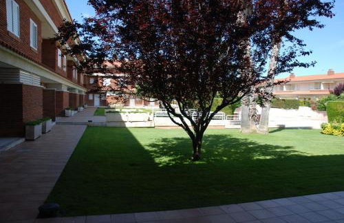 Casa unifamiliar en primera linea de mar - Foto 3