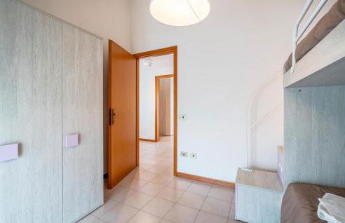 3 Bedroom Gorgeous Home In Albarella Ro - Foto 18