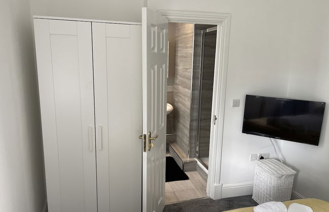 St Andrews Apartments - Photo 3