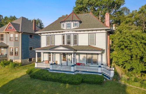 Dubuque's Front Porch, Historic Charmer, Walk Downtown - Foto 57