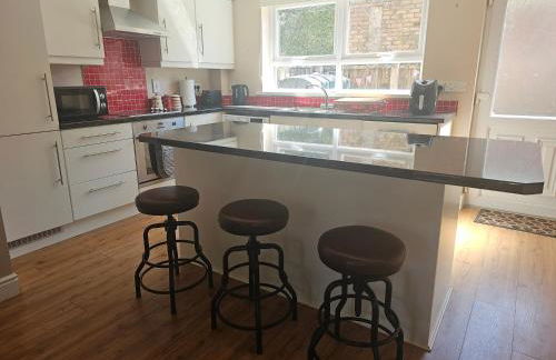 Stylish home in trendy area close to city centre, with parking - Foto 19