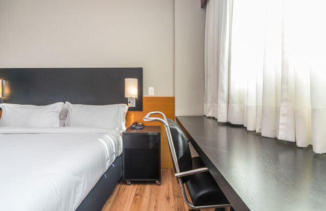 Paraiso Suites by Charlie - Photo 8