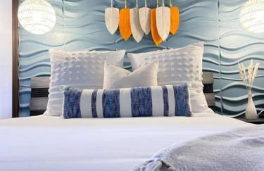 Cool Breeze Home -steps to the beach with Pool! - Foto 11