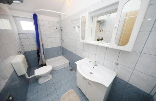 Apartments by the sea Starigrad Paklenica - Photo 18