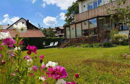 Haus mit stilvoller Ferienwohnung und Tiny House nahe Ammersee für 2-6 Personen - Foto 5