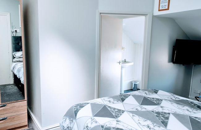 Seahawk Holiday Apartments - Photo 15