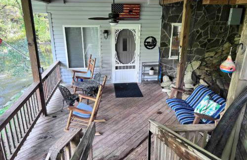 Moonshine Creek Too - Foto 1