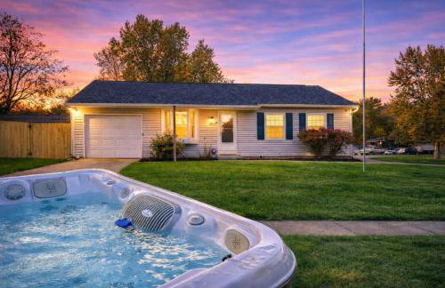 Private Ranch - Entire Home - 3 Bed Room - Hot Tub - King Bed - Fenced Yard - Pets & Kids Welcome - Game Shed - Free WiFi - Foto 1