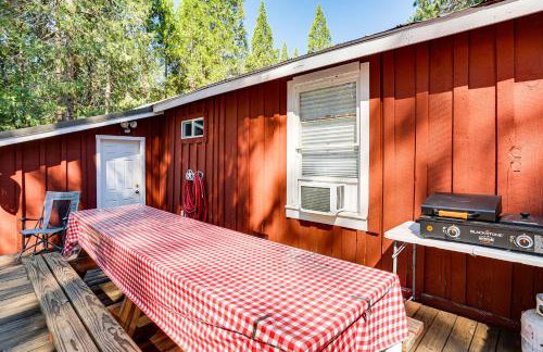 Less Than 2 Mi to Trinity Lake NorCal Getaway with BBQ - Foto 21