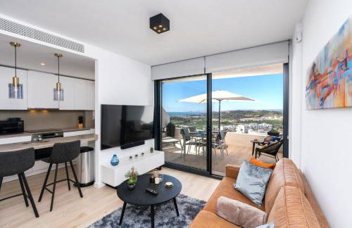 One80 Residences New Modern Apartment with amazing sea view to Gibraltar & Africa - Photo 1